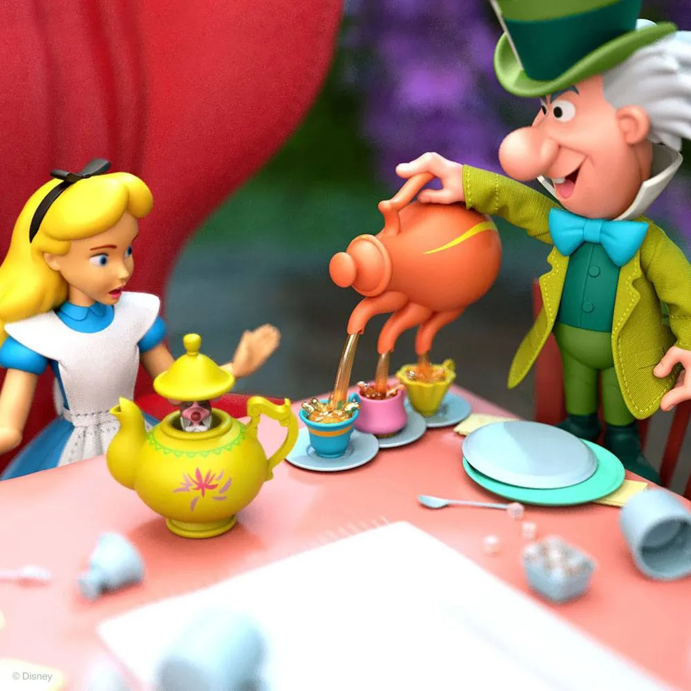 Alice In Wonderland Disney Ultimates Action Figure The Tea Time Mad Hatter 18 Cm