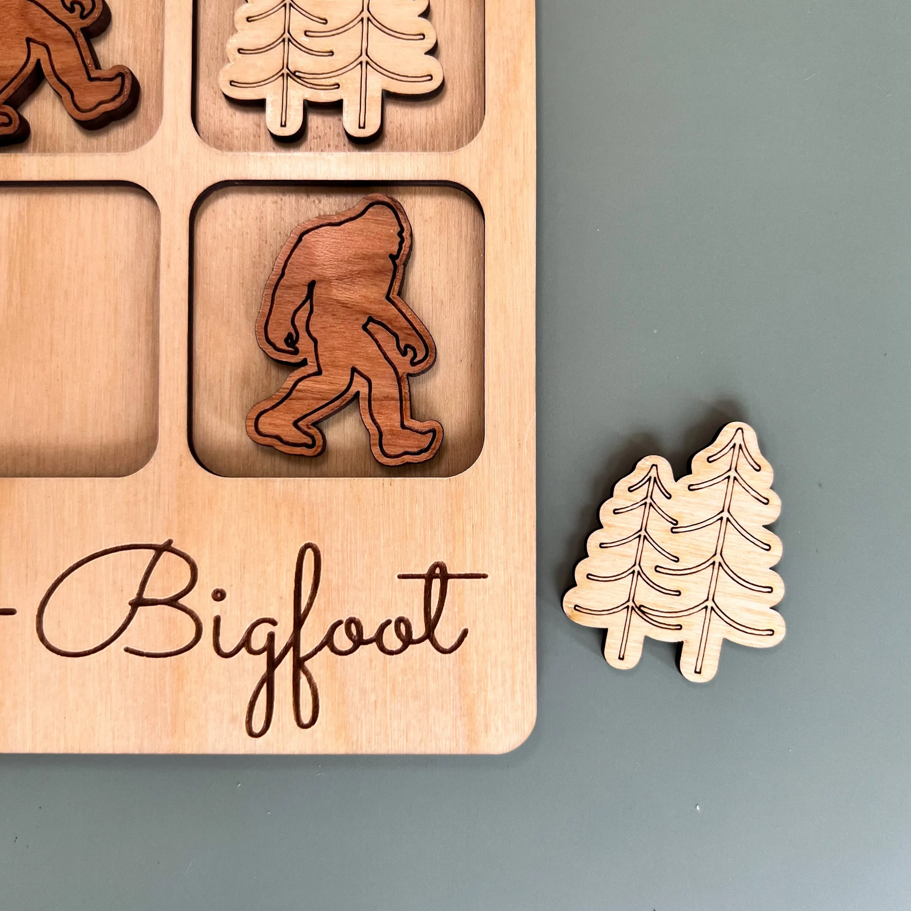 Bigfoot Tic-Tac-Toe Game - Sasquatch Gift - Customizable: FINISHED - Smooth Clear Coat / Bigfoot   Pine Trees