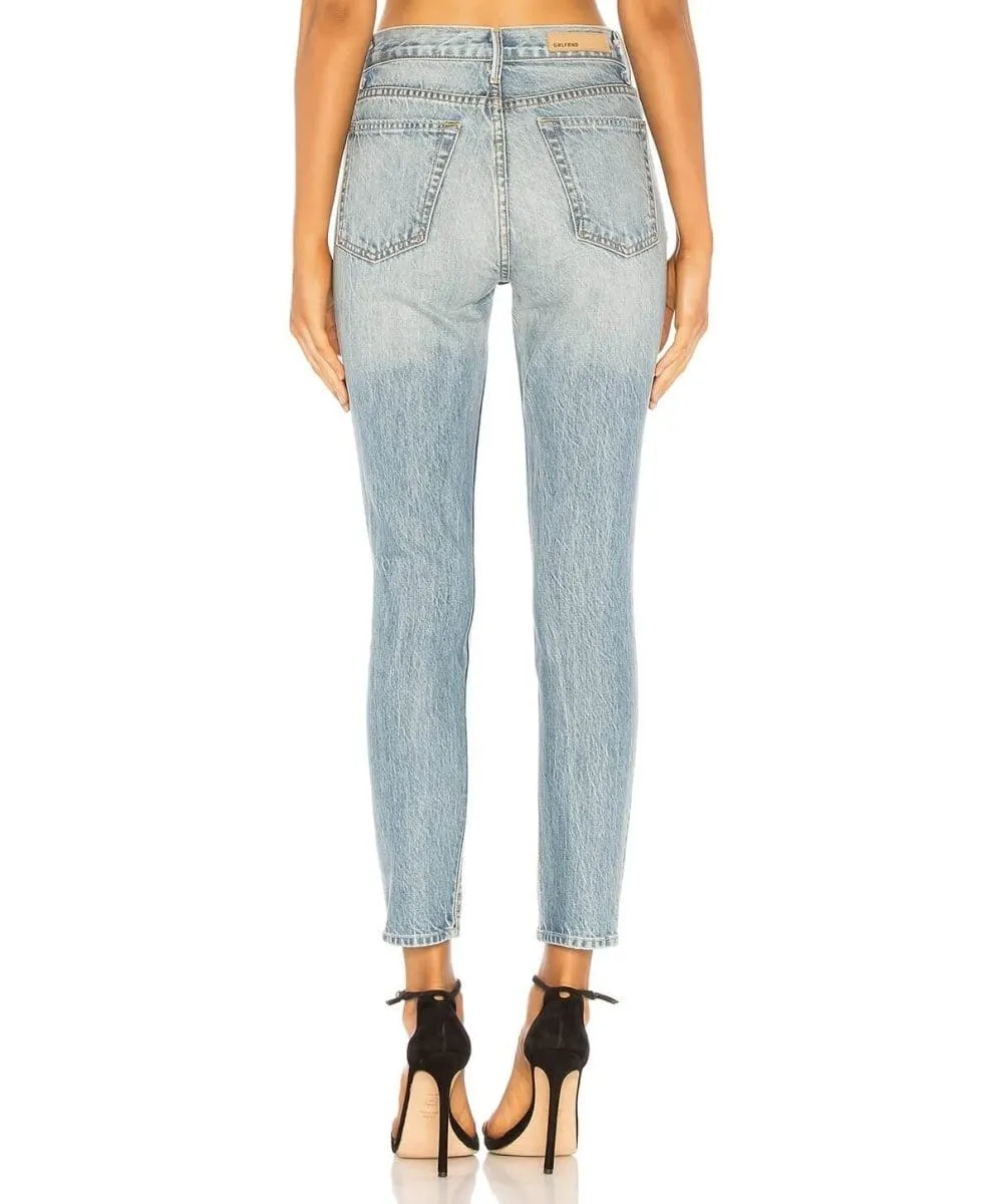 Kiara Mid-Rise Tomboy Jean, Domenico