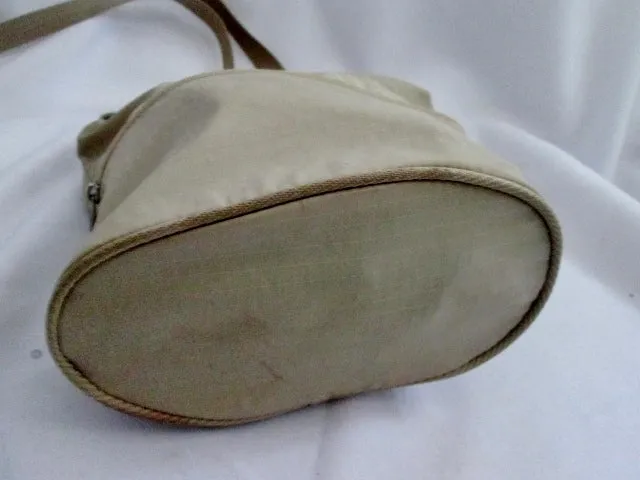 LeSPORTSAC nylon shoulder bag messenger crossbody purse swingpack BEIGE TAN duffel