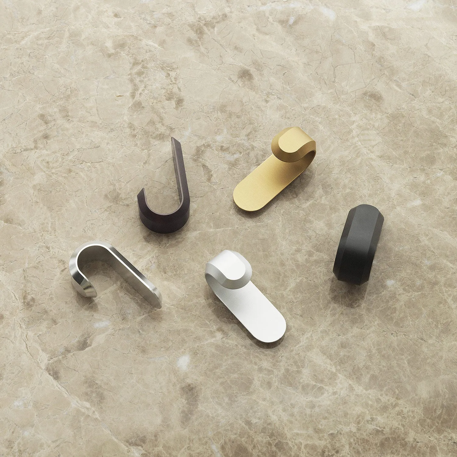 normann copenhagen | curve mini hook set | black