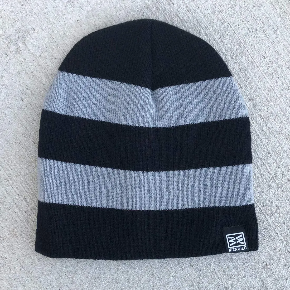 Pow Beanie in Black/Grey Striped