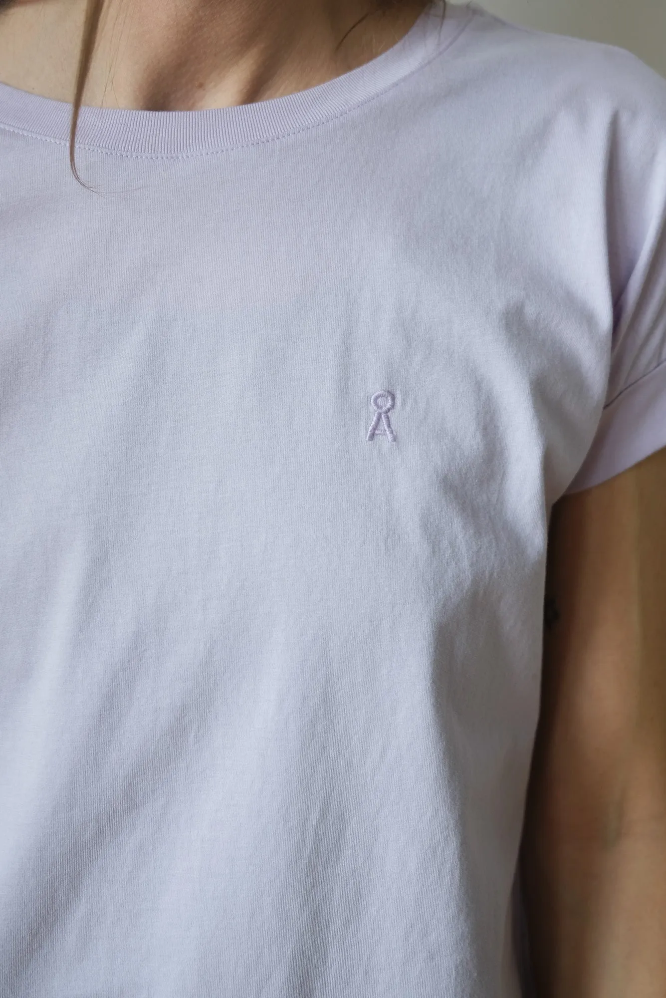 t-shirt - idaara - light lavender