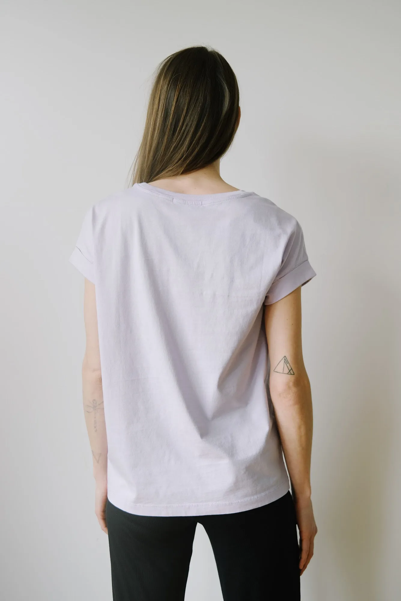 t-shirt - idaara - light lavender