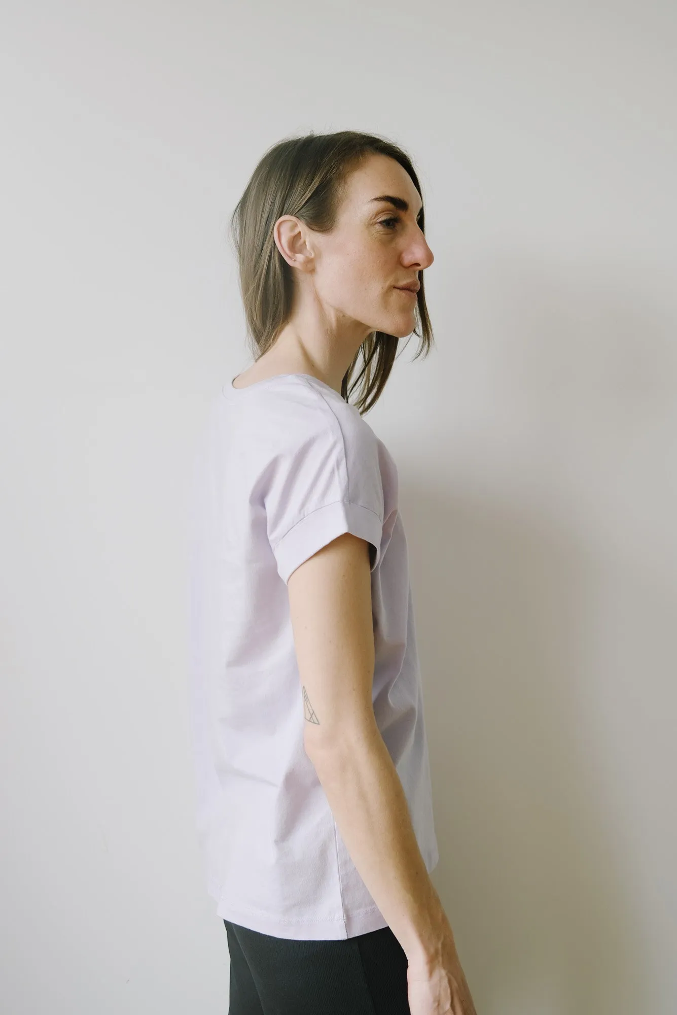 t-shirt - idaara - light lavender