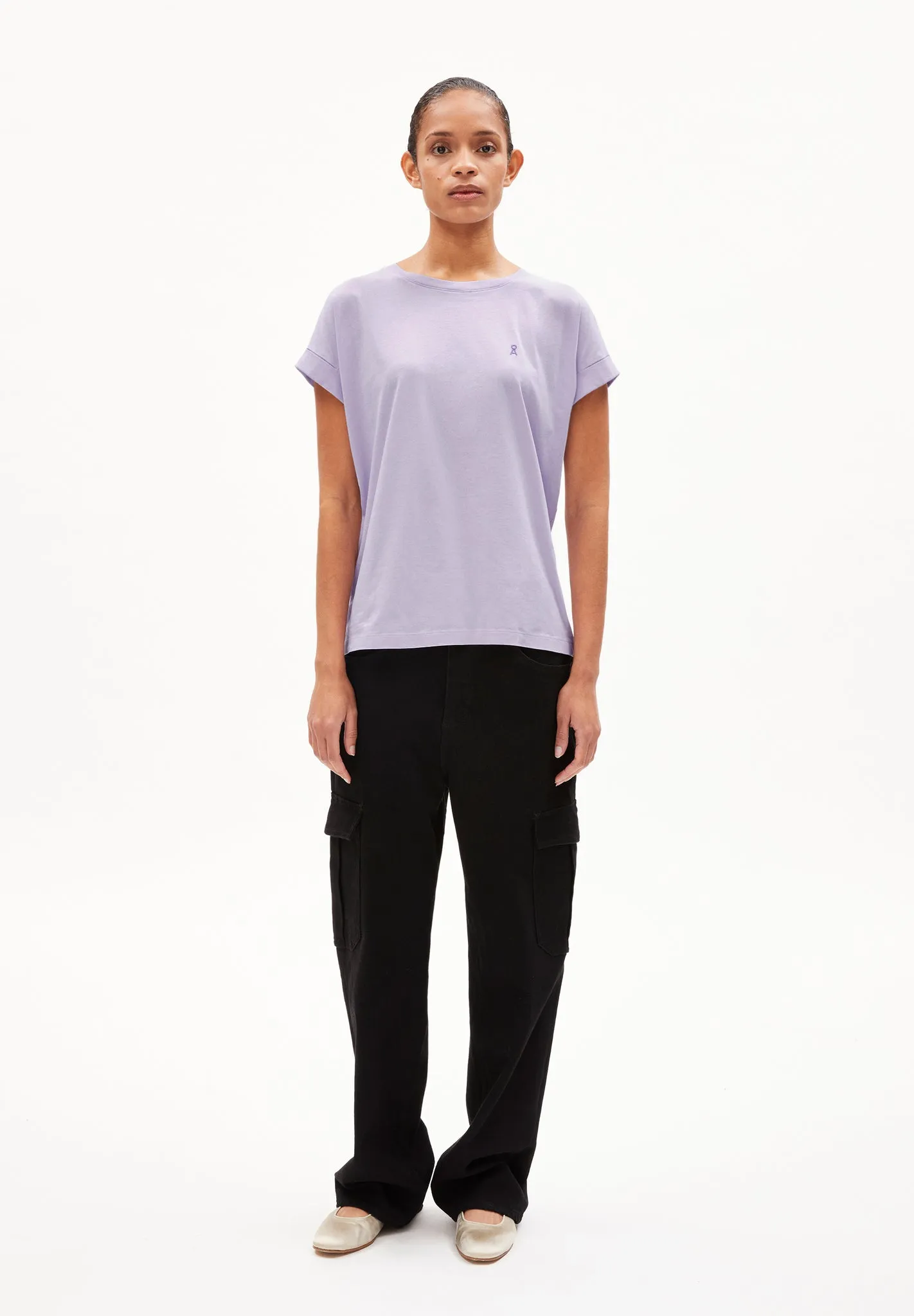 t-shirt - idaara - light lavender