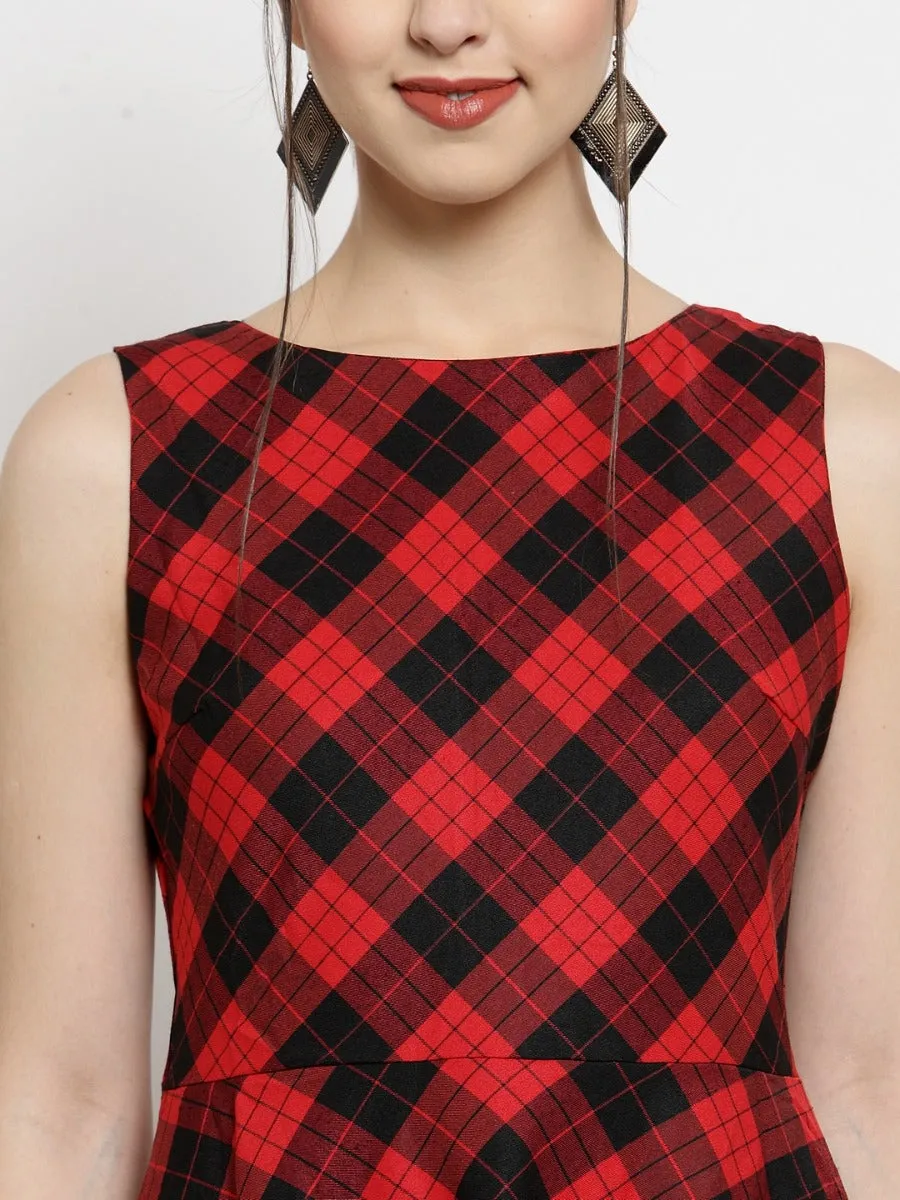 Women Checked Round Neck Maxi Dress