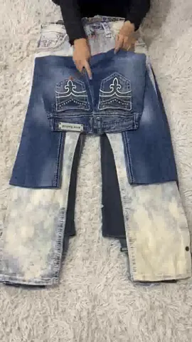Y2k Rock & Revival Flare/Straight Leg Jeans - 11 Pcs